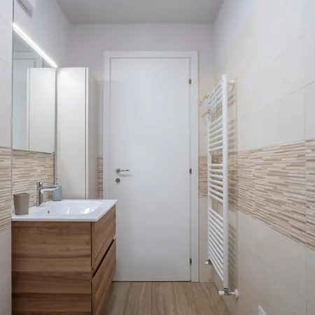 Apartamento Lovely Bright In Center Barzio