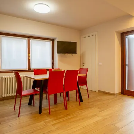 Apartamento Lovely Bright In Center